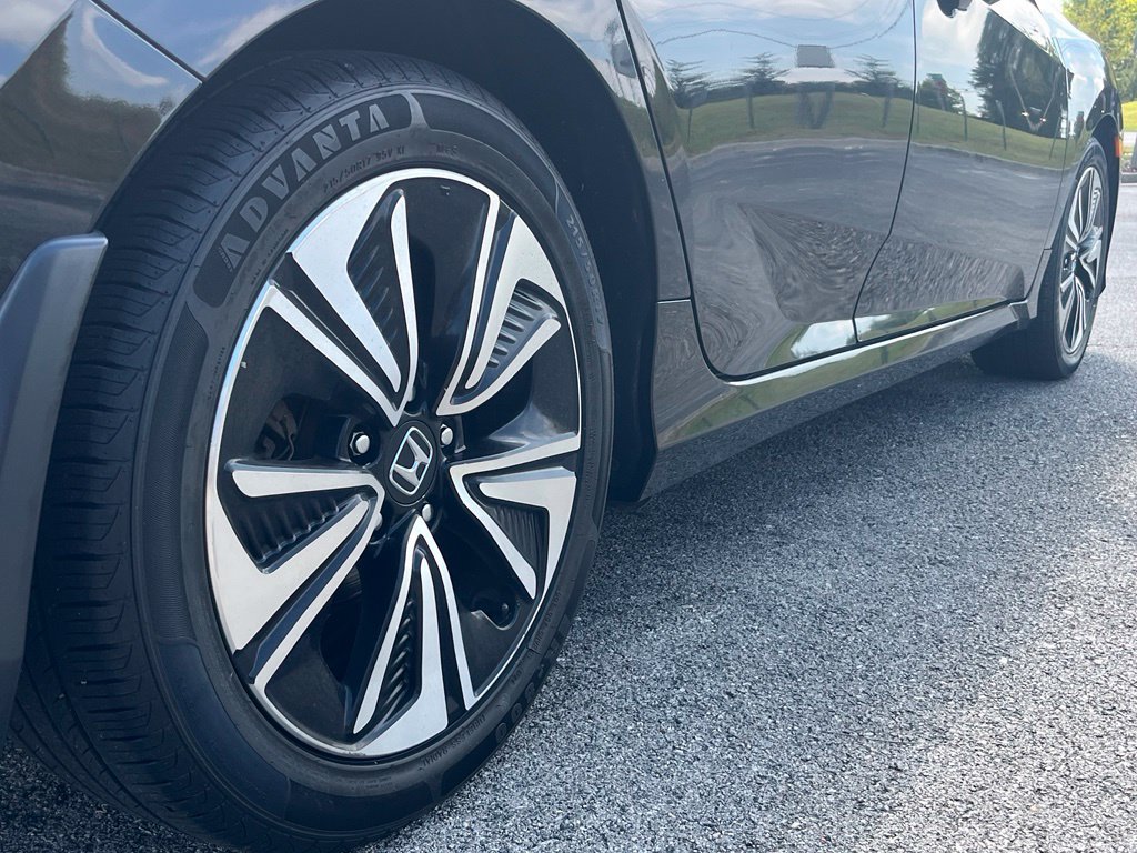 Used 2018 Honda Civic EX-L image 12