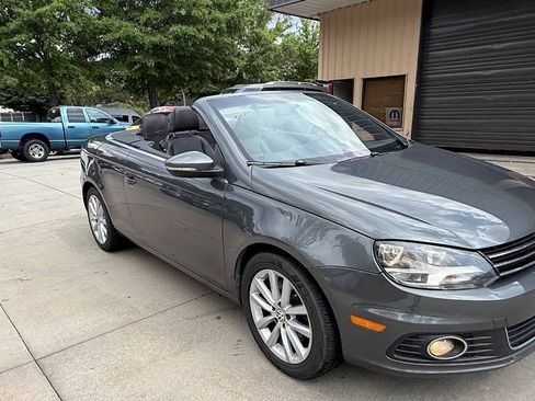 Used 2012 Volkswagen Eos Komfort FWD image 15