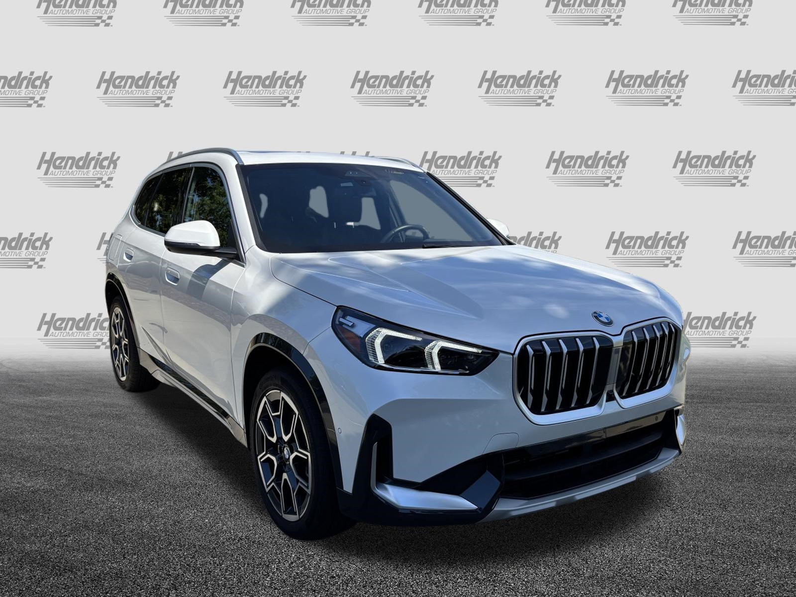 Certified 2025 BMW X1 xDrive28i AWD/4WD image 2
