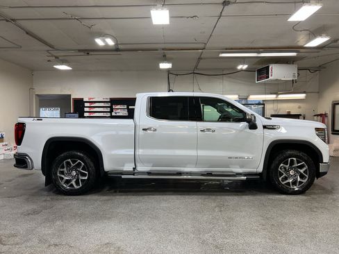 New 2026 GMC Sierra 1500 SLT w/ SLT Premium Plus Package AWD/4WD image 6
