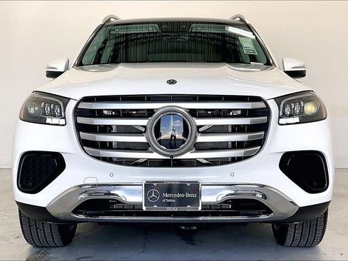New 2026 Mercedes-Benz GLS 450 4MATIC image 3