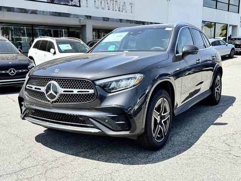New 2025 Mercedes-Benz GLC 350e 4MATIC image 7