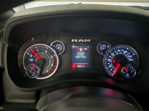 Used 2024 RAM 2500 Tradesman w/ Chrome Appearance Group AWD/4WD image 12