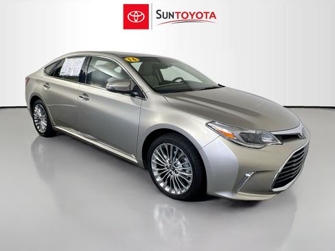Used 2016 Toyota Avalon Limited w/ Toyota Safety Sense Package image 1