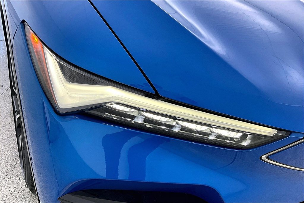 Certified 2024 Acura ZDX Type S AWD/4WD image 33