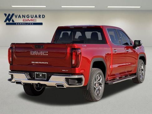New 2026 GMC Sierra 1500 SLT image 3