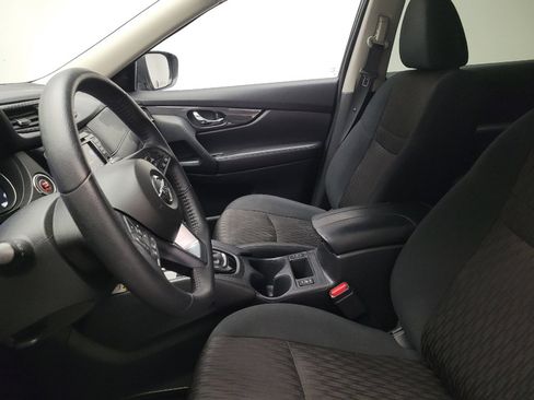 Used 2020 Nissan Rogue SV AWD/4WD image 17