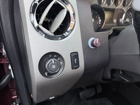 Used 2011 Ford F350 King Ranch w/ King Ranch w/Chrome Pkg image 18