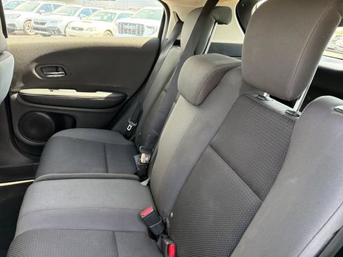 Used 2022 Honda HR-V LX image 22