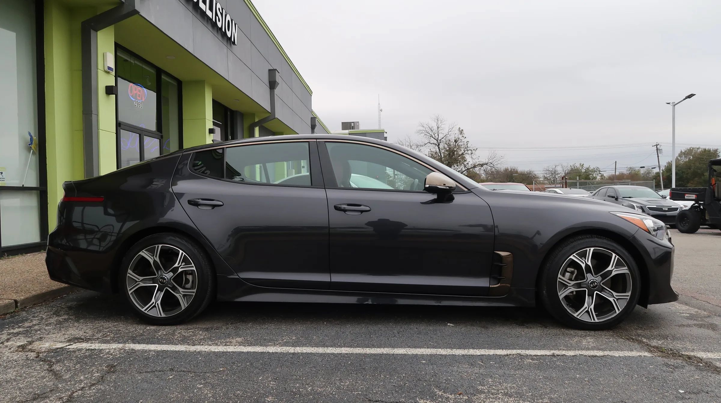 Used 2020 Kia Stinger GT-Line w/ Sun & Sound Package RWD image 8