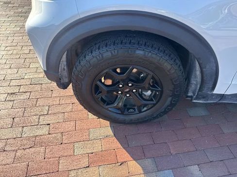 Used 2022 Ford Explorer Timberline w/ Timberline Technology Package image 2