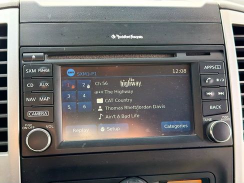 Used 2018 Nissan Frontier PRO-4X image 31