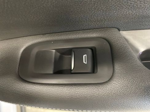 Used 2024 Cadillac XT6 Luxury w/ LPO, Floor Liner Package AWD/4WD image 15