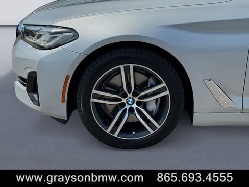Used 2021 BMW 540i xDrive w/ Premium Package AWD/4WD image 9