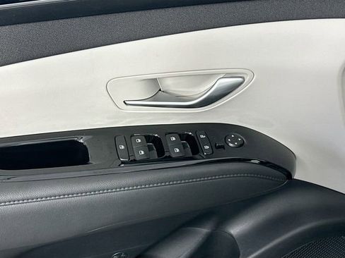 Used 2023 Hyundai Tucson Limited AWD/4WD image 27