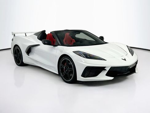 Used 2024 Chevrolet Corvette Stingray Convertible w/ 1LT RWD image 3