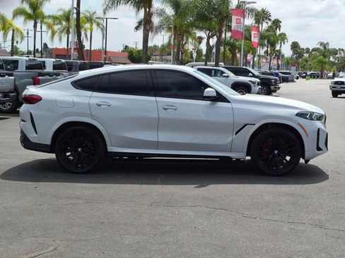 Used 2024 BMW X6 xDrive40i w/ Premium Package AWD/4WD image 4