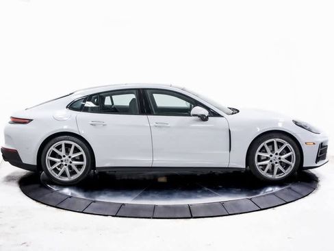Certified 2024 Porsche Panamera 4 image 8