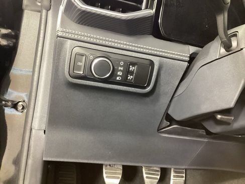 Used 2024 Ford Mustang GT Premium RWD image 13