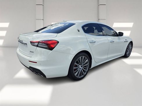 Used 2022 Maserati Ghibli Modena image 6