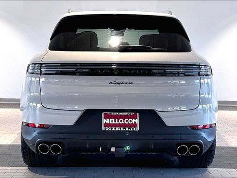 New 2026 Porsche Cayenne AWD/4WD image 6