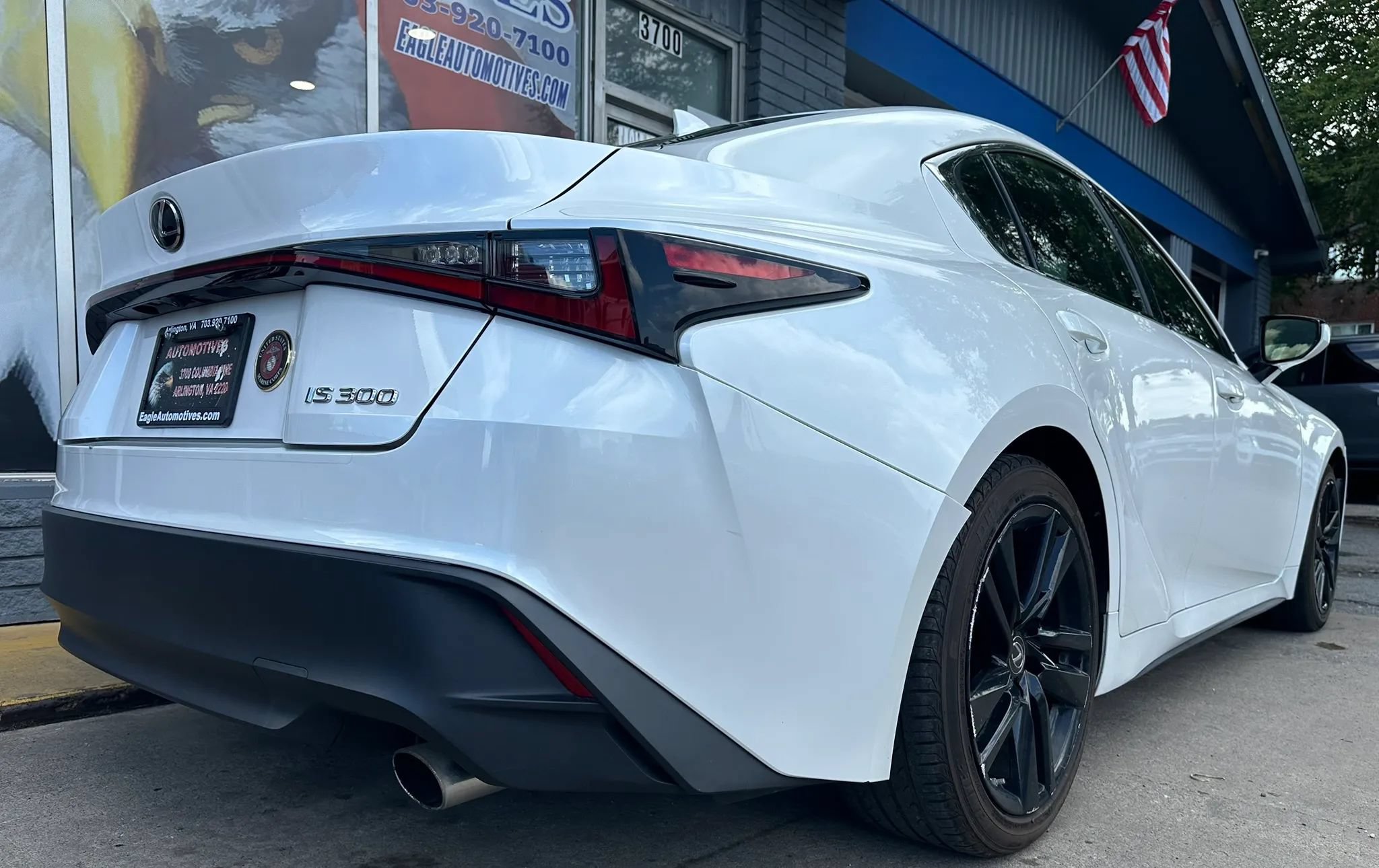 Used 2021 Lexus IS 300 RWD image 3