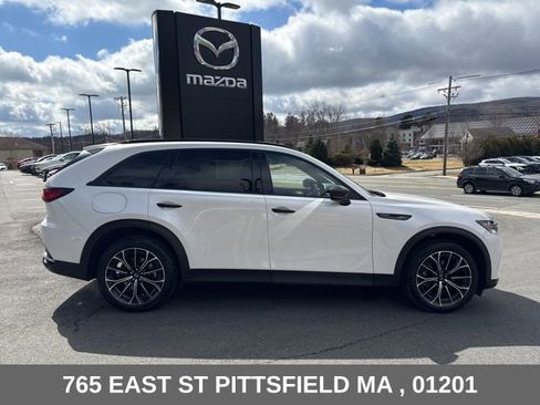 Used 2025 MAZDA CX-70 Plug-In Hybrid w/ Premium Plus AWD/4WD image 8