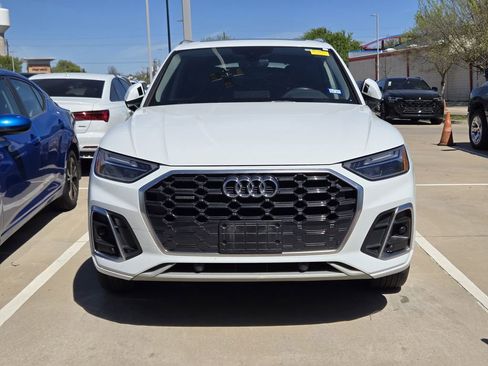 Certified 2023 Audi Q5 2.0T Premium w/ Convenience Package image 4
