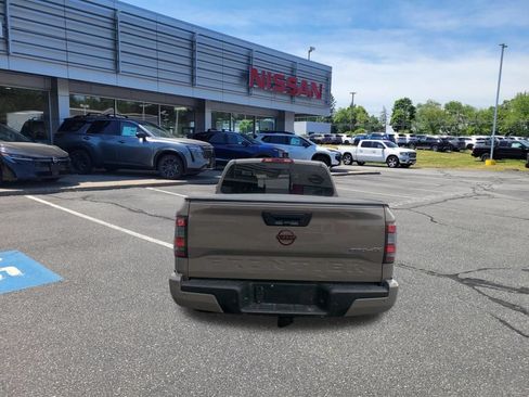 Certified 2023 Nissan Frontier 4x4 Crew Cab image 4