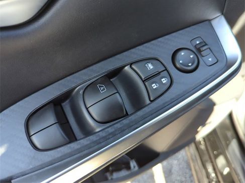 New 2025 Nissan Sentra SR w/ SR Premium Package image 26