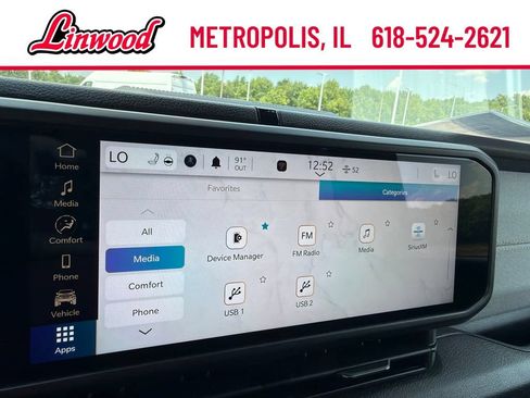 Used 2025 Jeep Wrangler Sport AWD/4WD image 35