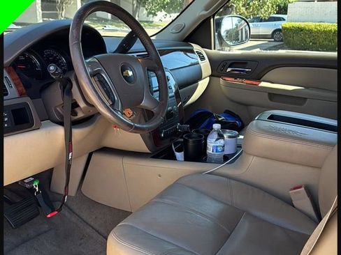 Used 2014 Chevrolet Tahoe LT w/ Luxury Package image 5