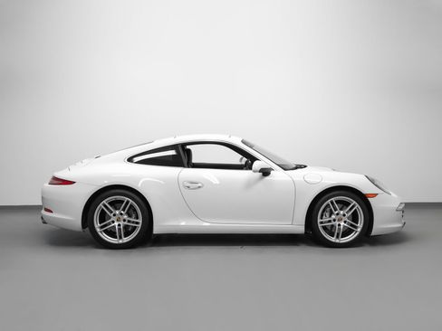 Certified 2015 Porsche 911 Carrera RWD image 13