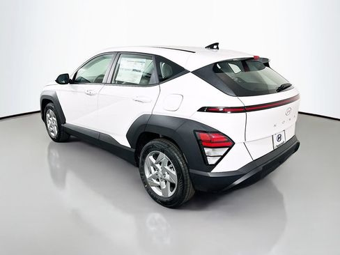 New 2026 Hyundai Kona SE FWD image 7