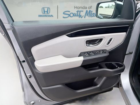 Certified 2023 Honda Pilot EX-L image 19