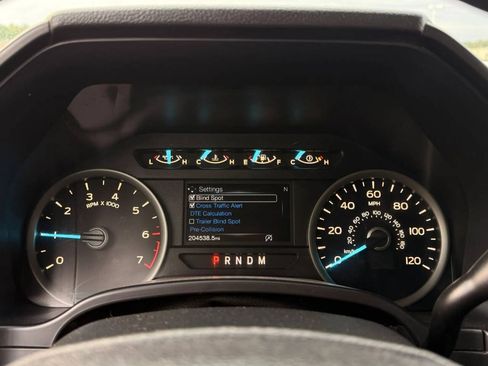 Used 2019 Ford F150 XLT w/ Equipment Group 302A Luxury AWD/4WD image 25