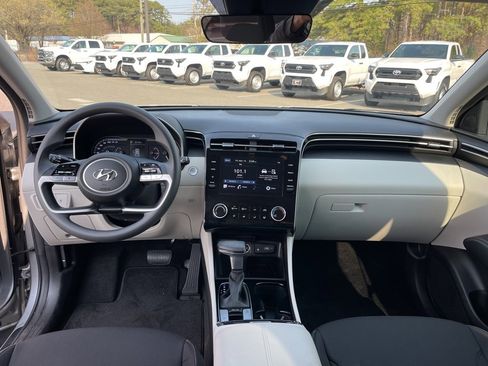 Certified 2023 Hyundai Tucson SEL image 8