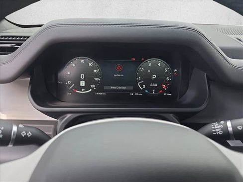 Used 2026 Land Rover Defender 110 X-Dynamic SE AWD/4WD image 20