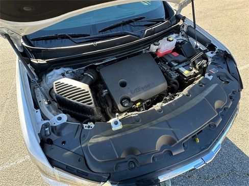 Used 2023 Chevrolet Traverse LS image 32