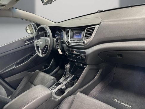 Used 2016 Hyundai Tucson SE w/ Option Group 02 FWD image 16