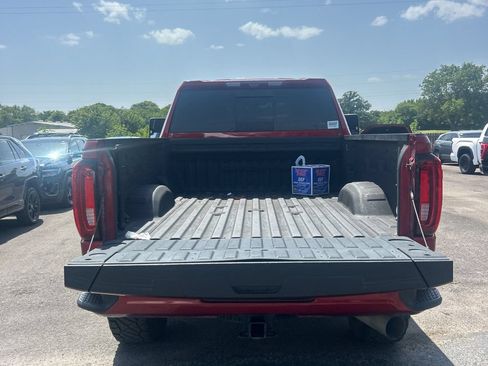 Used 2022 GMC Sierra 2500 Denali w/ Denali Ultimate Package AWD/4WD image 9