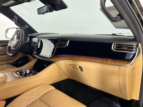 Used 2022 Jeep Grand Wagoneer Series III w/ Flexible Seating Group image 30