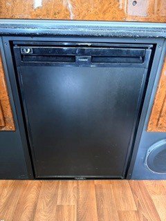 Used 2017 Mercedes-Benz Sprinter 2500 w/ Active Safety Plus Package image 20