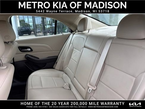 Used 2014 Chevrolet Malibu LT FWD image 30
