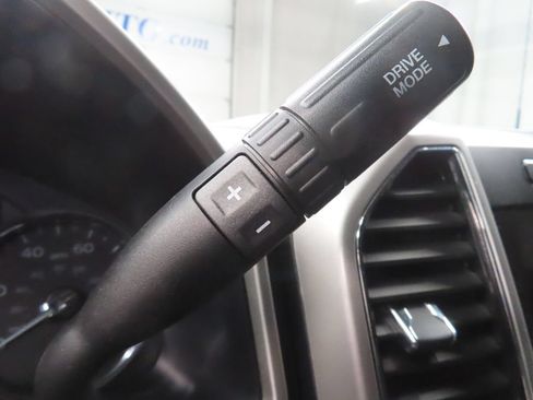 Used 2021 Ford F250 Lariat w/ Lariat Value Package AWD/4WD image 42