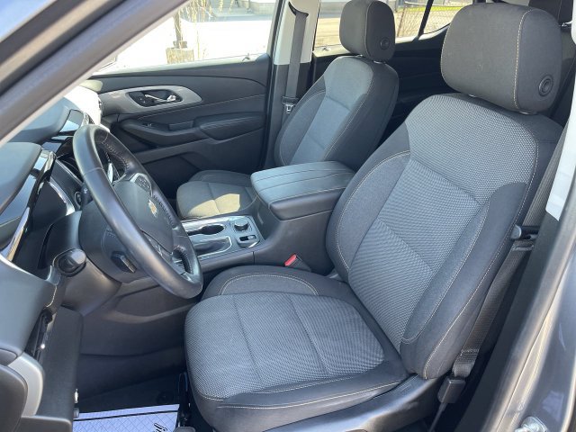 Used 2021 Chevrolet Traverse LT FWD image 11