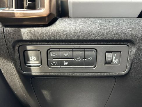 Used 2024 GMC Hummer EV 3X AWD/4WD image 55