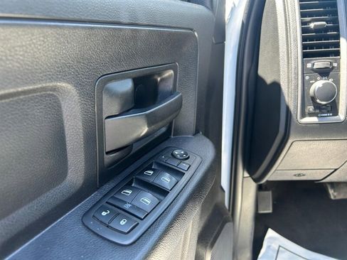 Used 2015 RAM 1500 Tradesman w/ Popular Equipment Group AWD/4WD image 11