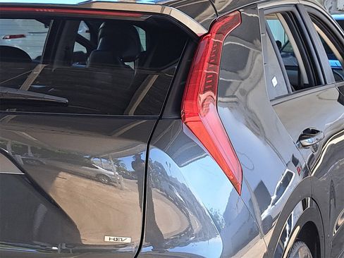 Used 2023 Kia Niro EX Touring image 35