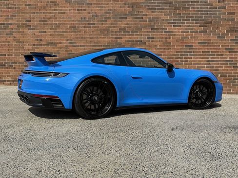 Certified 2022 Porsche 911 Carrera 4 GTS image 7